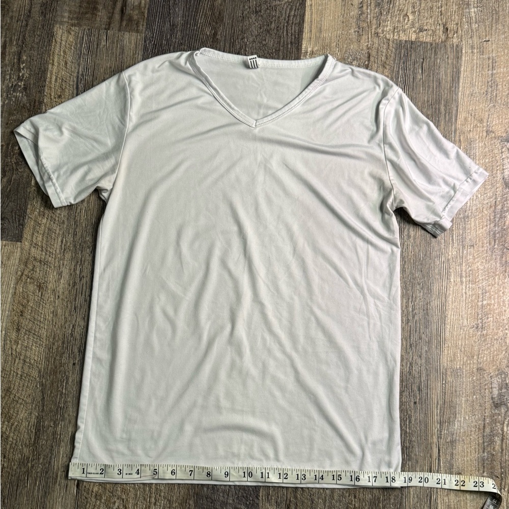 Men's Medium Plain White V-Neck T-Shirt Good Condition Smooth Airy Material